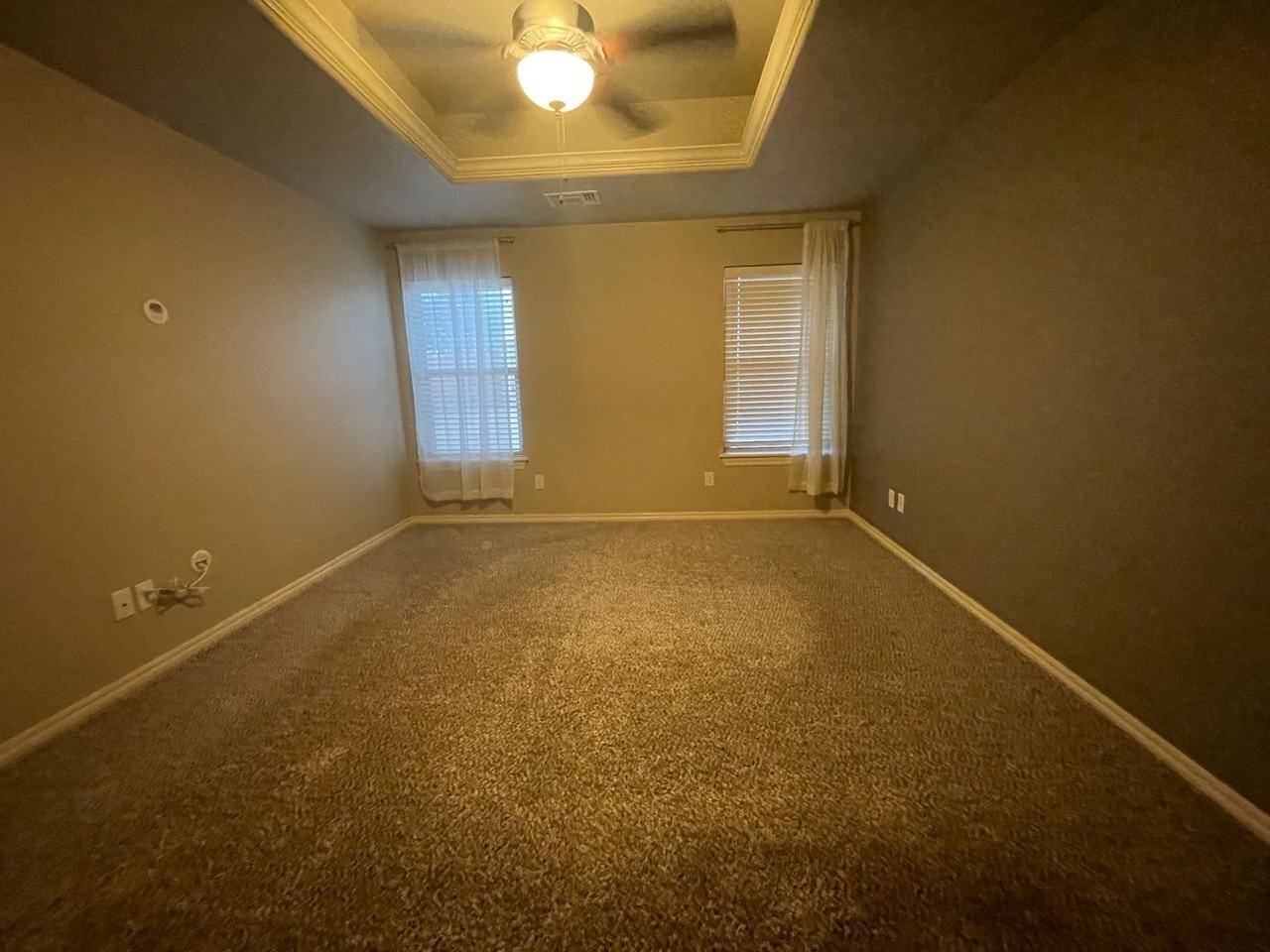 15904 Mendoza Dr - Photo 6 of 29