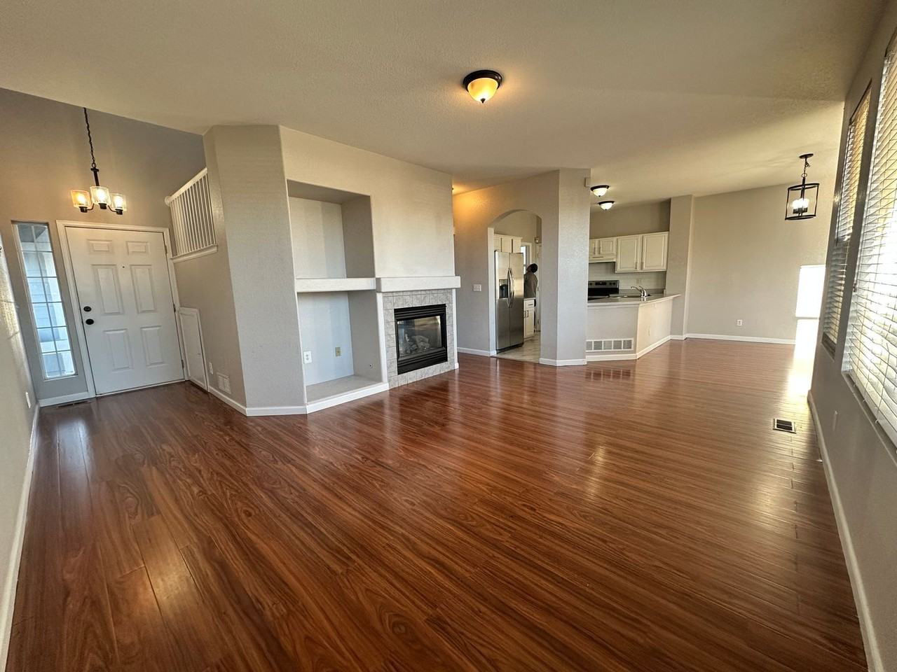 5321 E 119th Ct - Photo 3 of 17