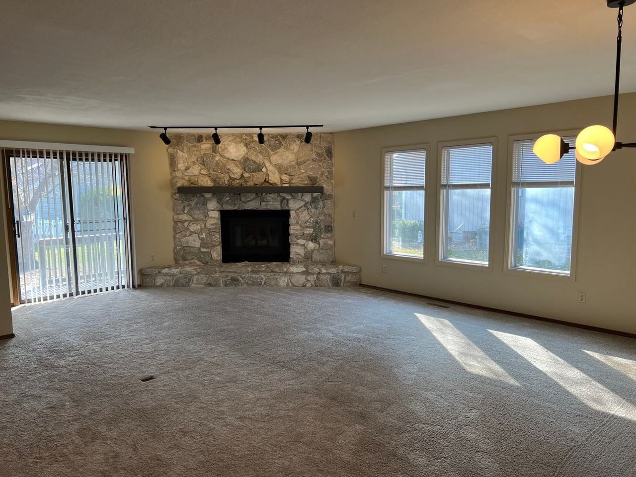 2140 East Wornall Place - Photo 2 of 15