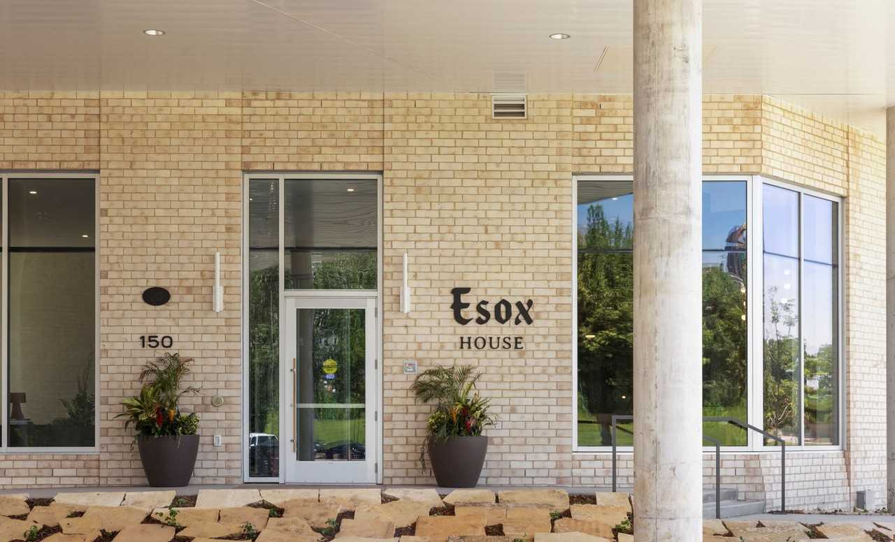 Esox House Apartments - Photo 4 of 50