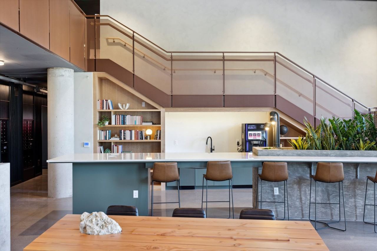 Esox House Apartments - Photo 5 of 50