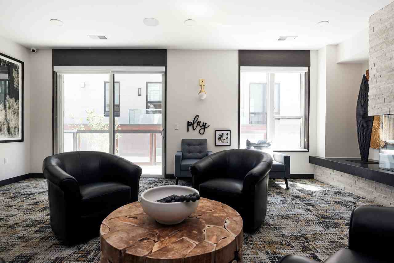 Ventana - Photo 3 of 50