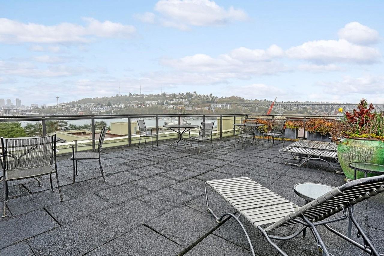 1730 N Northlake Way #214 - Photo 2 of 30