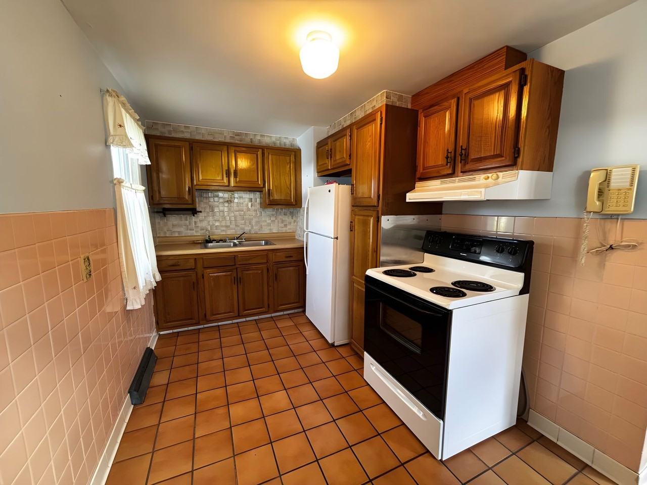 415 Mayberry Rd - Photo 7 of 25