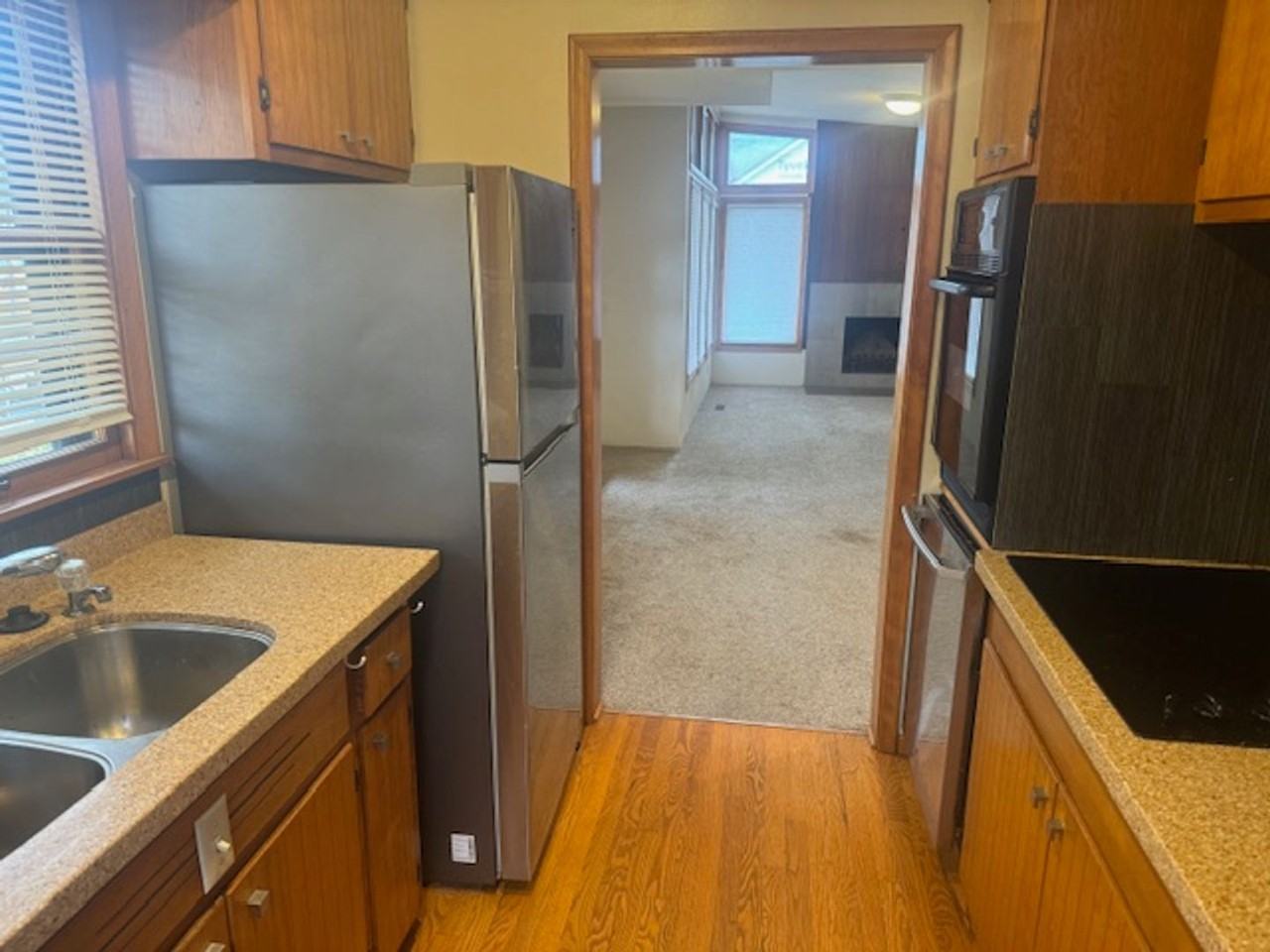 5120 Hankerson Avenue - Photo 3 of 16