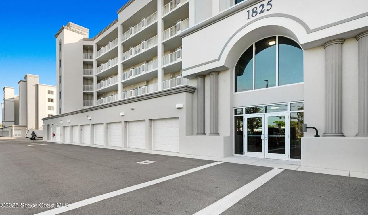 1825 Riverside Dr - Photo 2 of 24