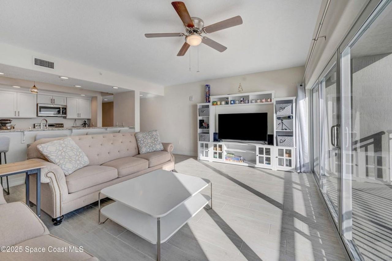 1825 Riverside Dr - Photo 7 of 24