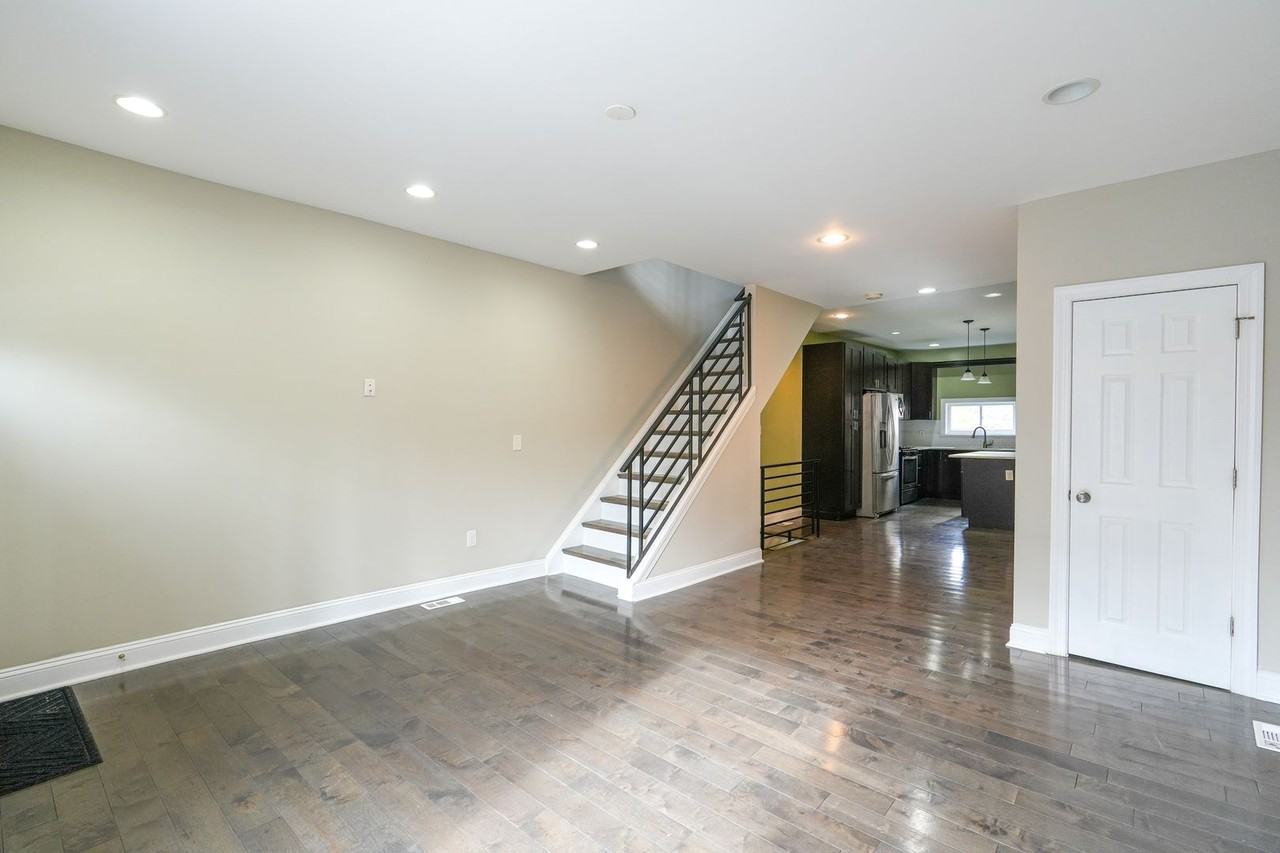 2633 Tasker St - Photo 3 of 24