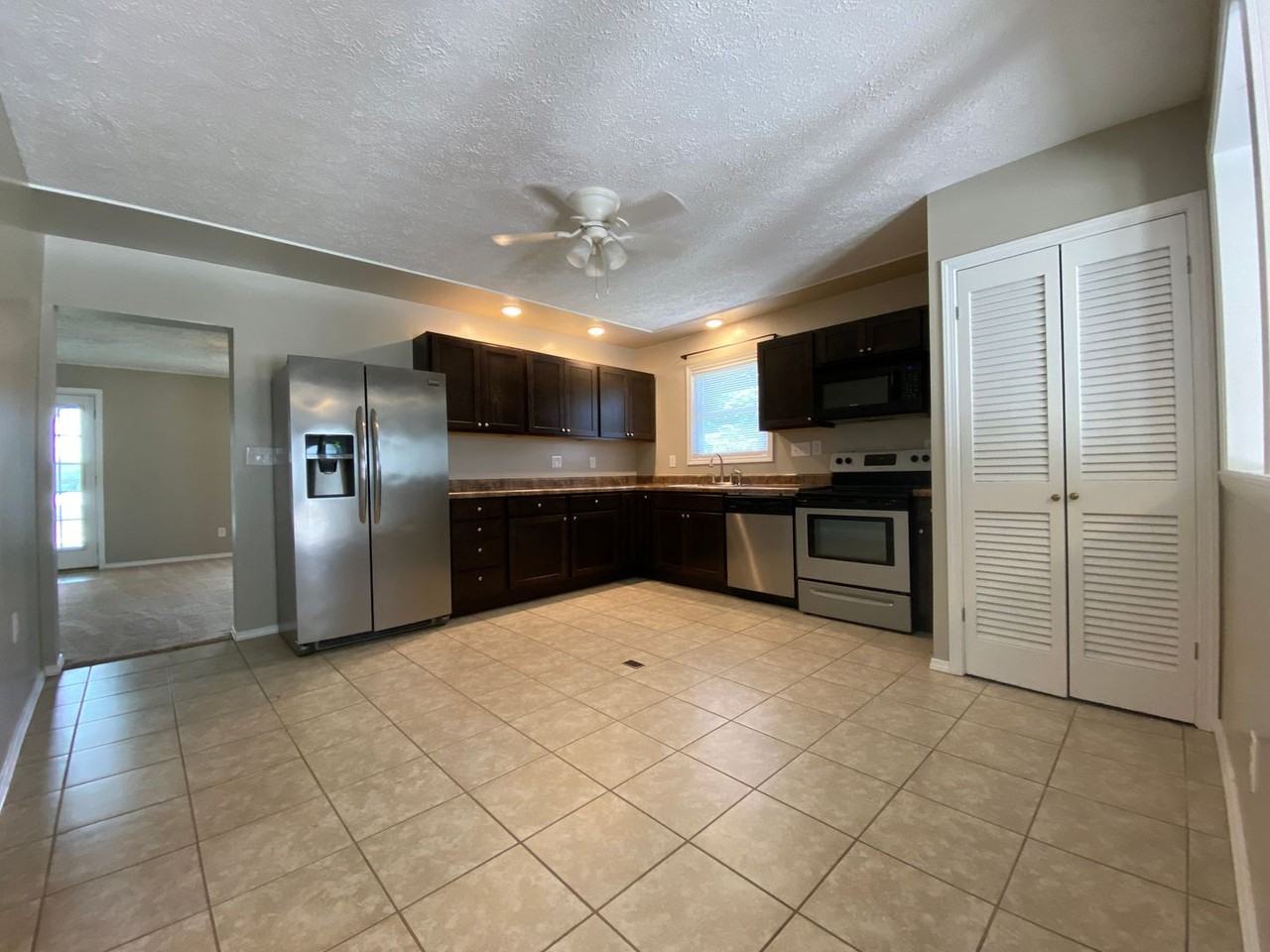 7255 South Fairfax Road - Photo 4 of 12