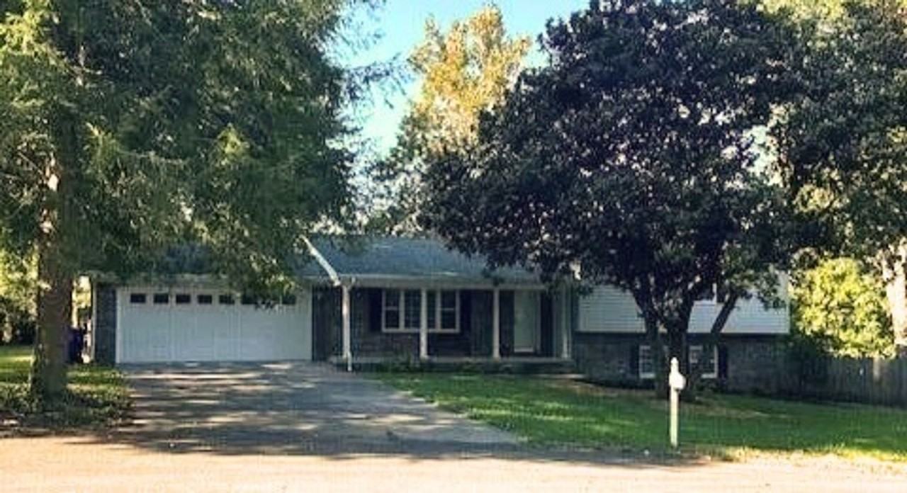 432 Lisa Street - Photo 6 of 38