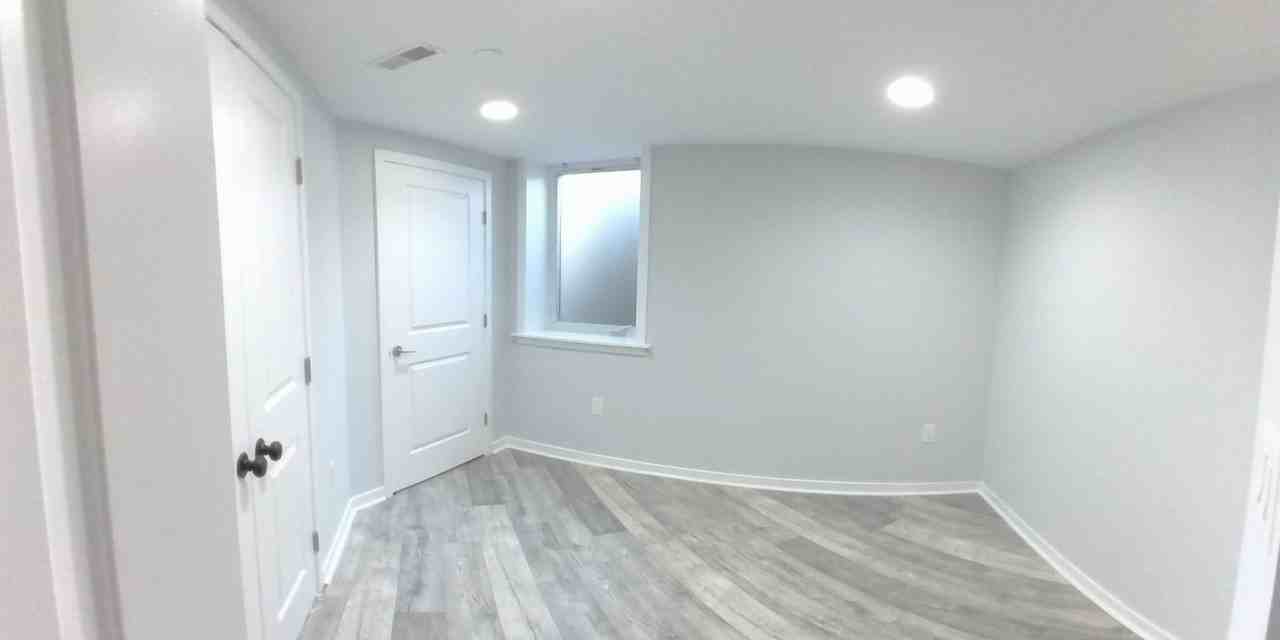 1644-46 Francis Street - Photo 4 of 26