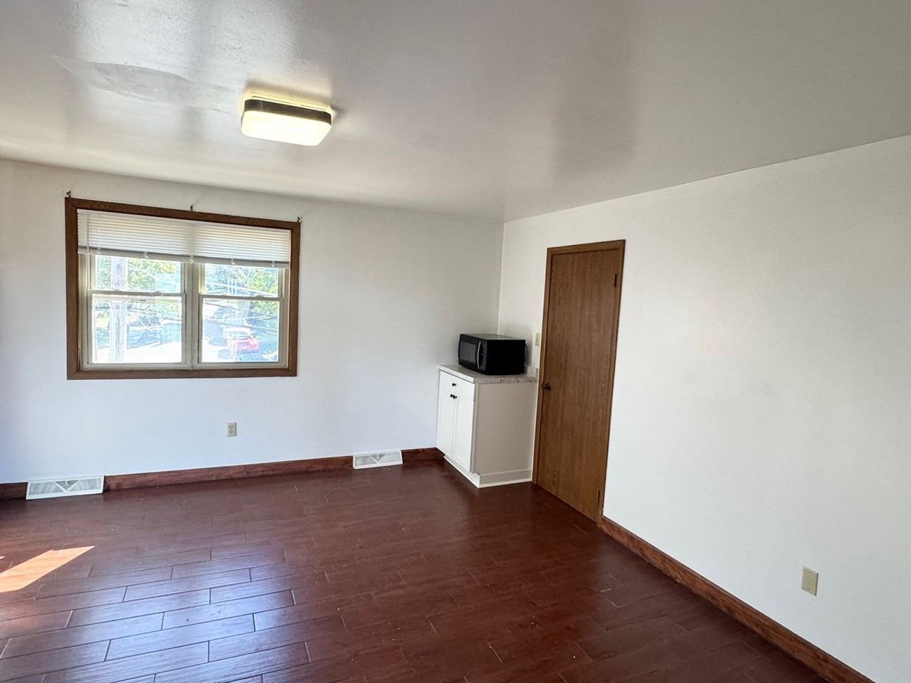 416 Walnut Street - Photo 2 of 9