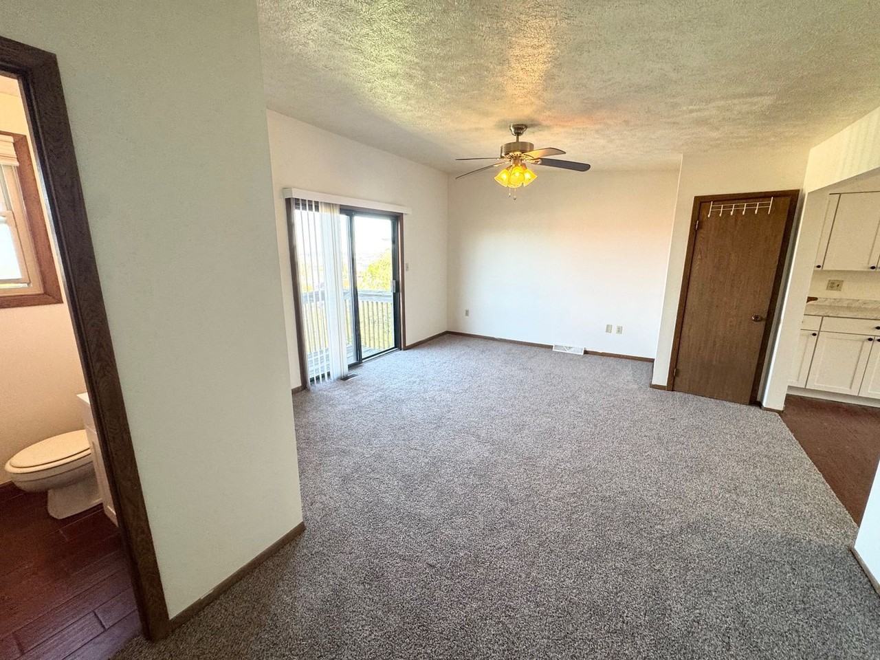 416 Walnut Street - Photo 4 of 9