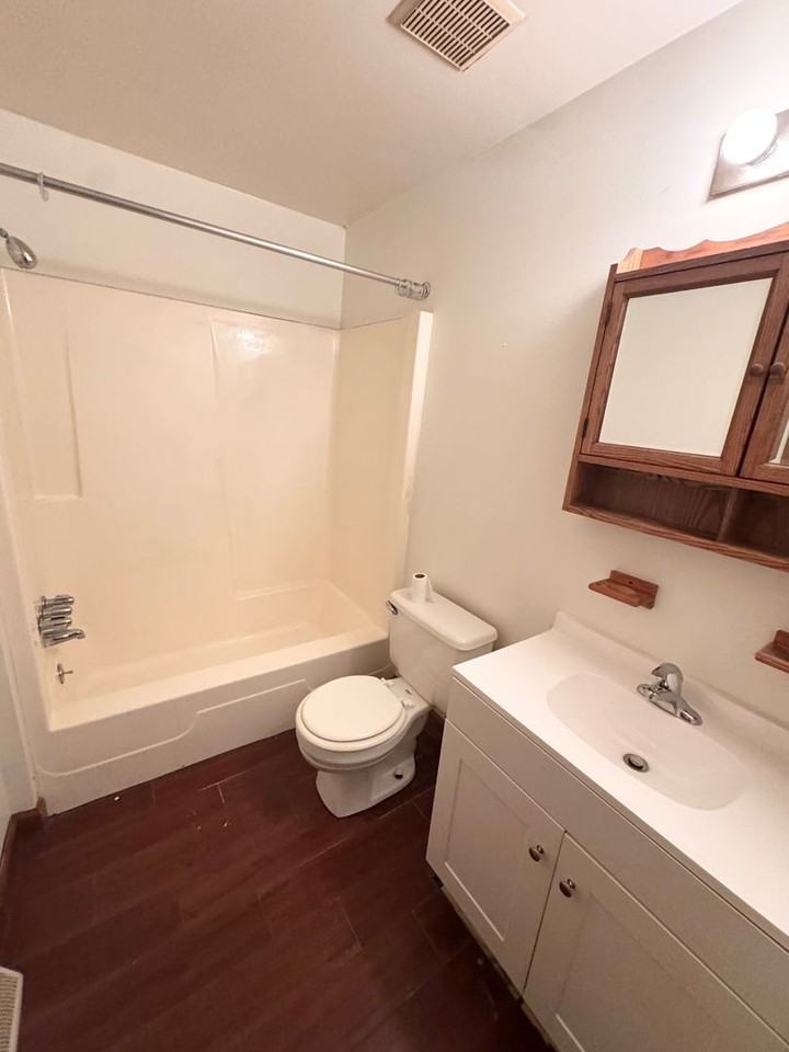 416 Walnut Street - Photo 7 of 9