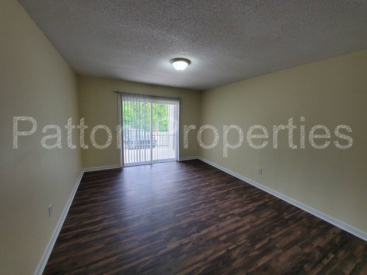 614 Wessinger Street - Photo 3 of 32