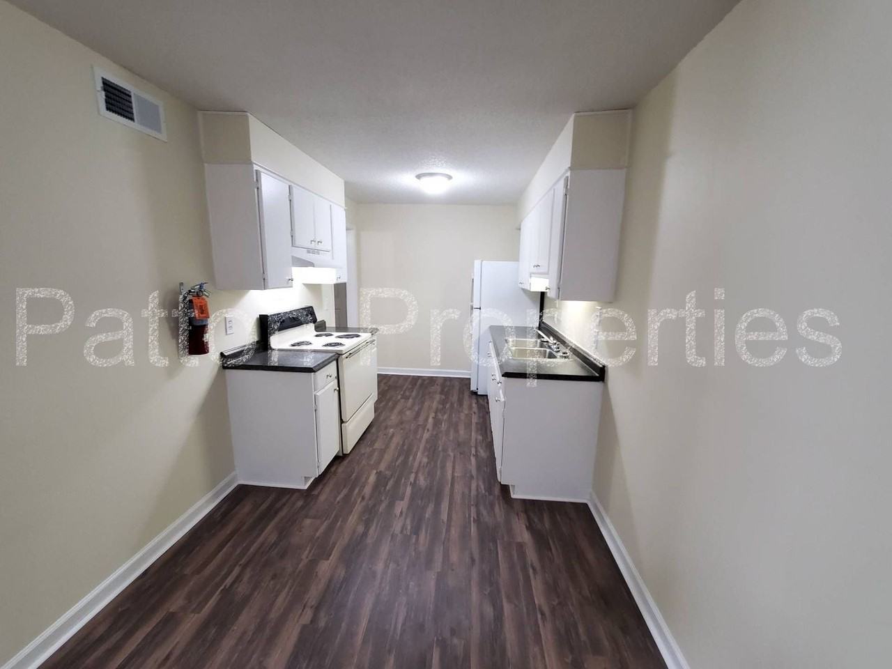 614 Wessinger Street - Photo 5 of 32