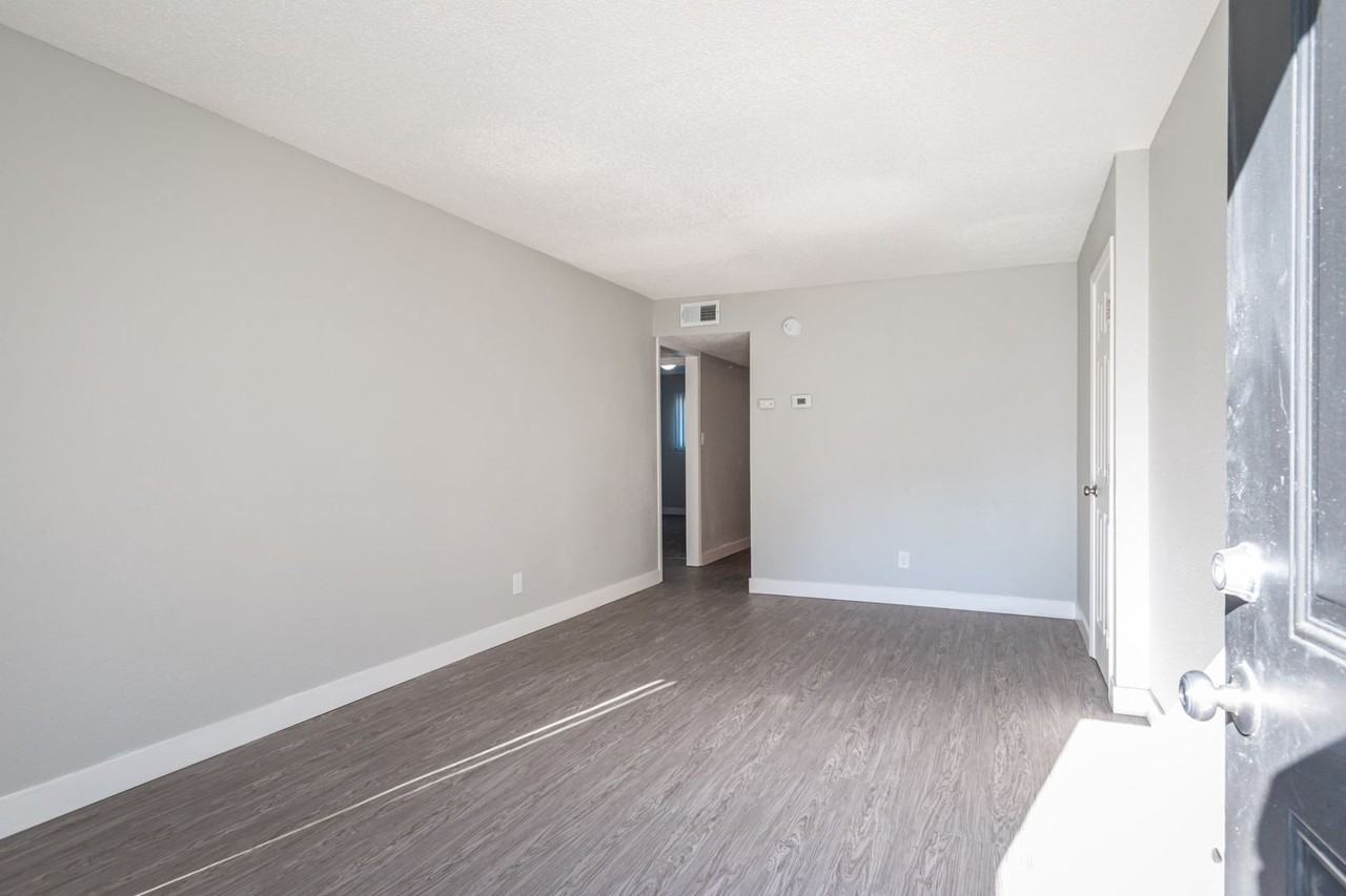 Takoma Village - Photo 3 of 23