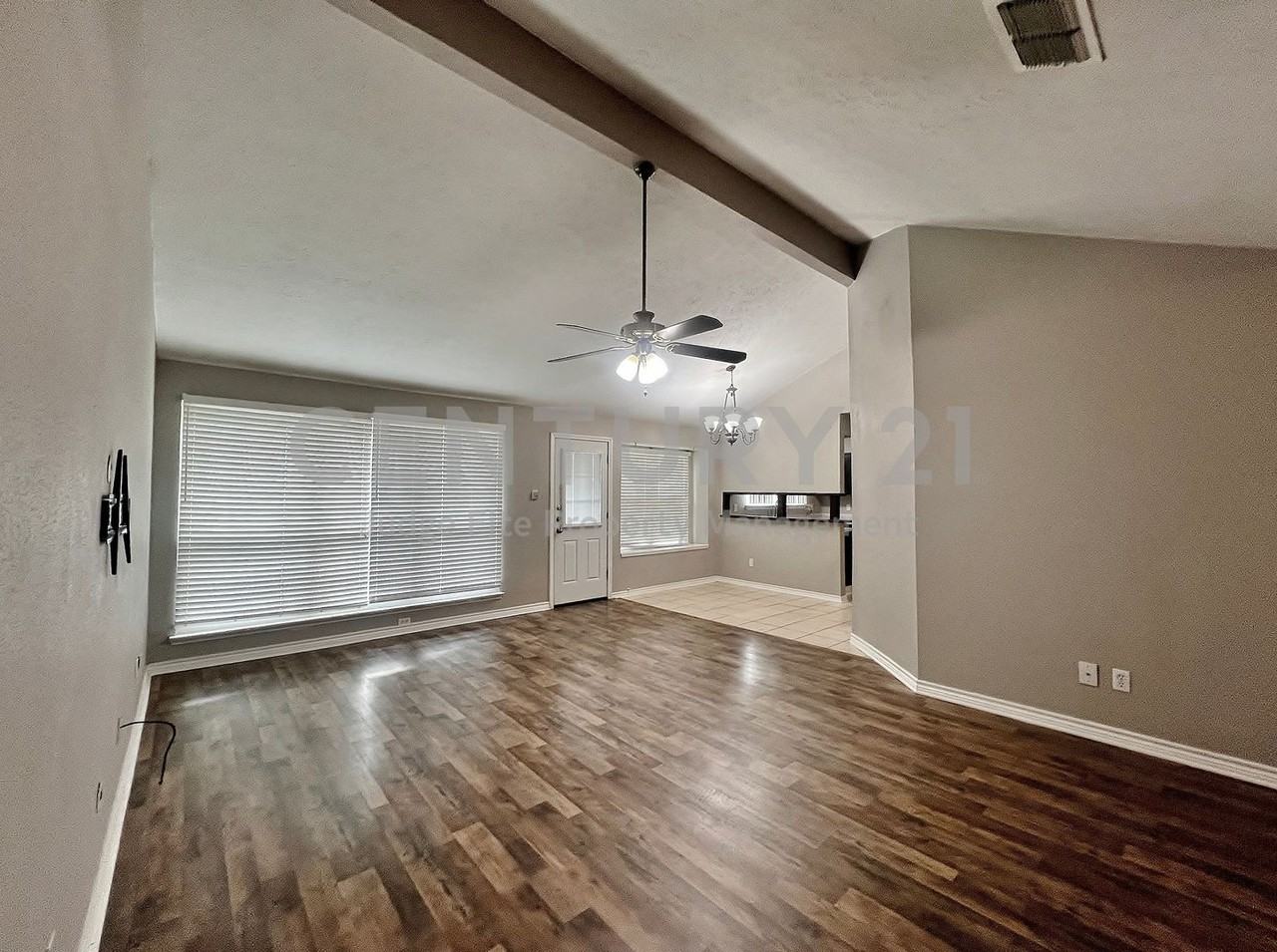 2414 Clearhaven Court - Photo 2 of 11