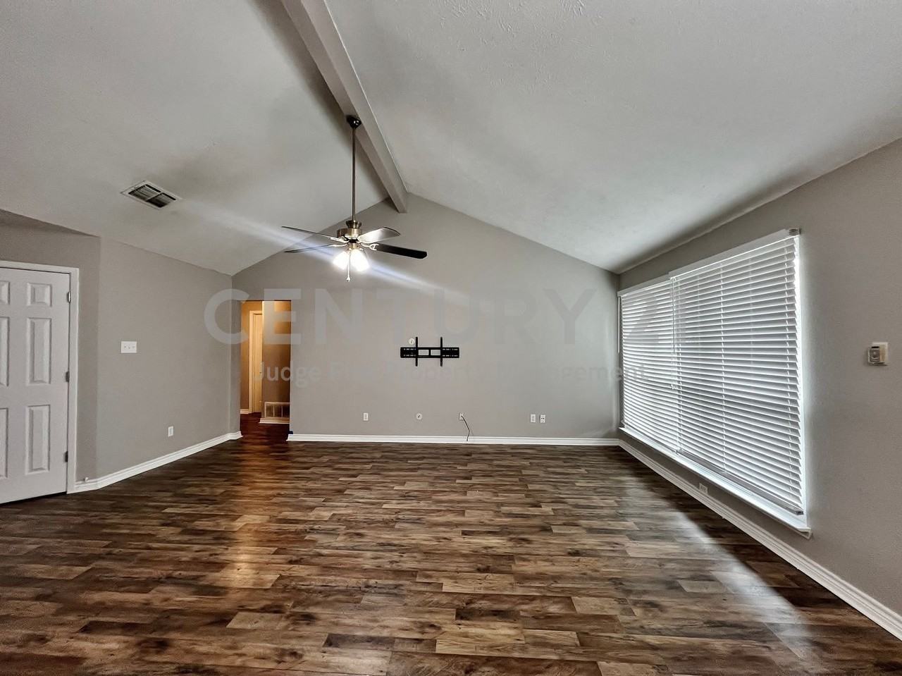 2414 Clearhaven Court - Photo 3 of 11
