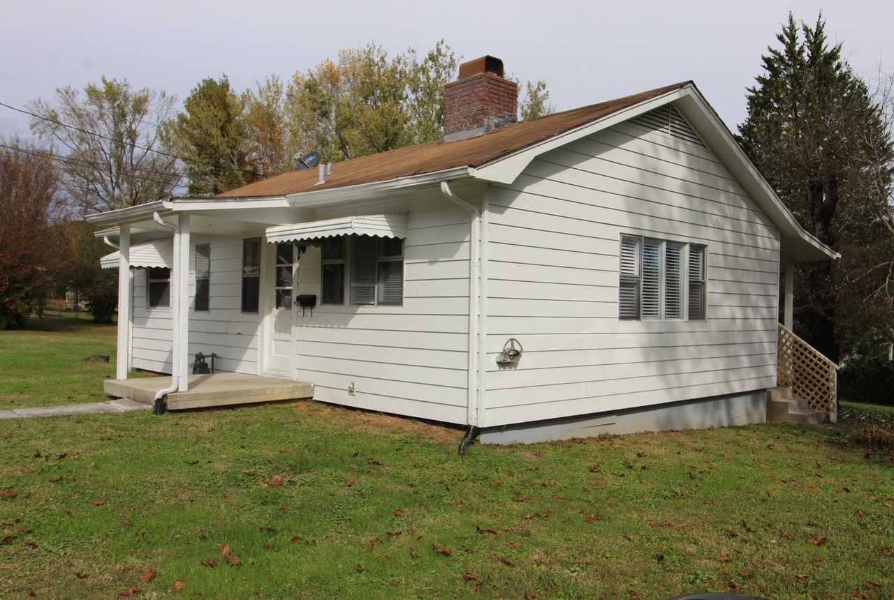 105 Thornton Road - Photo 2 of 16