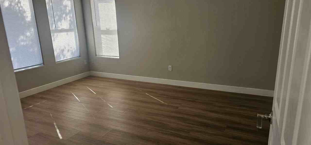 6037 Fidenza Ave - Photo 6 of 16