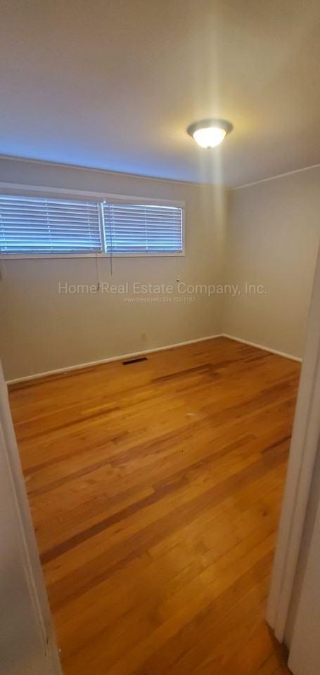 2812 Hermitage Dr - Photo 7 of 13