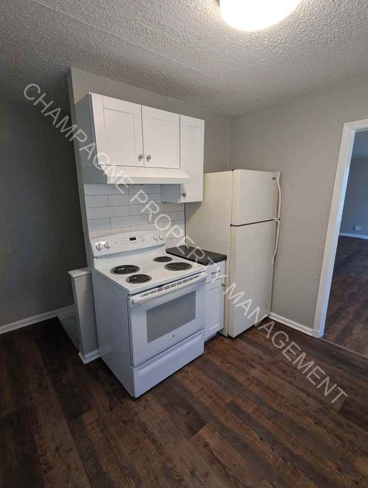 8337 Olive Street - Photo 5 of 10