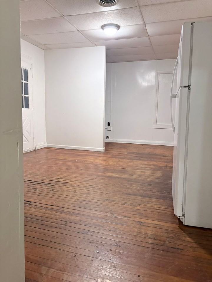 142 E College Ave #2 - Photo 2 of 15