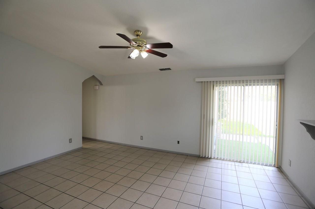 16530 Carob Court - Photo 3 of 20