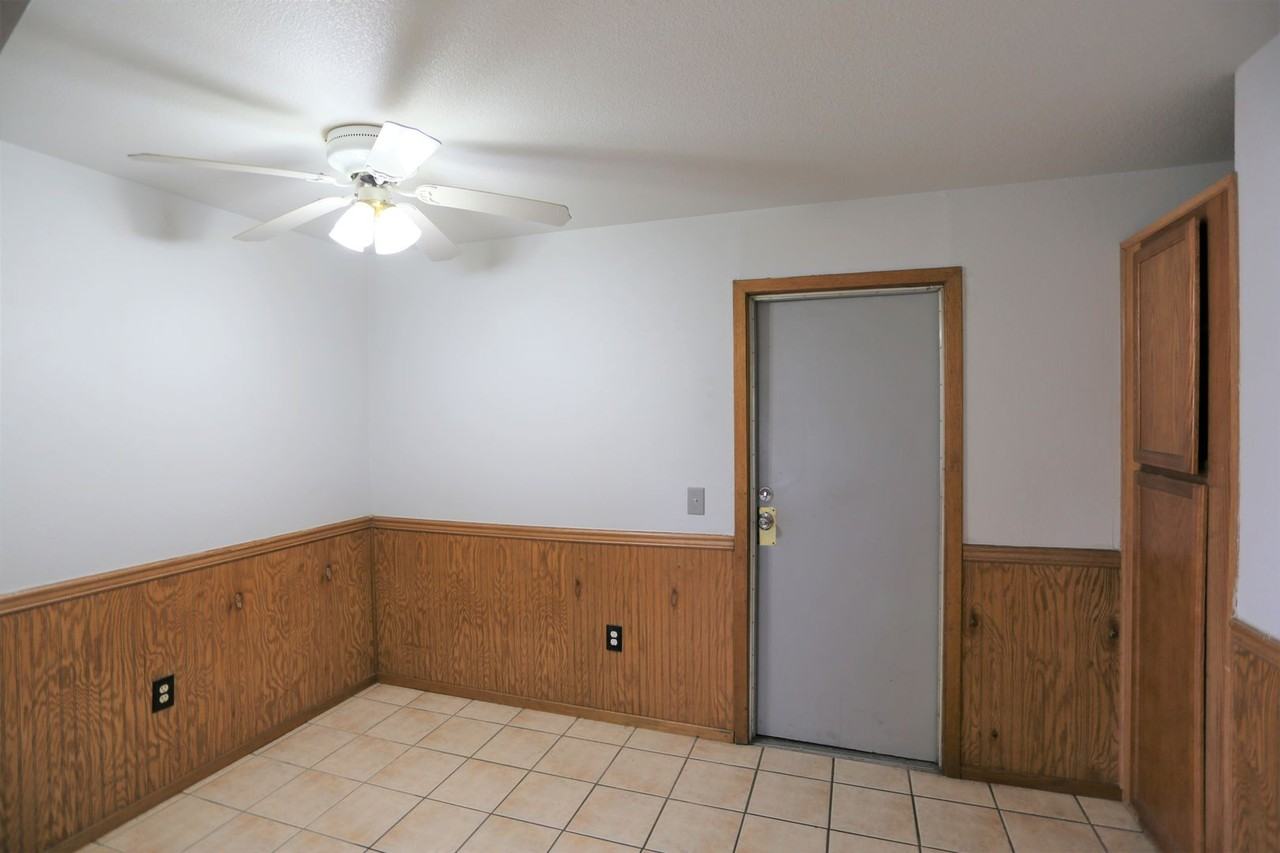 16530 Carob Court - Photo 6 of 20