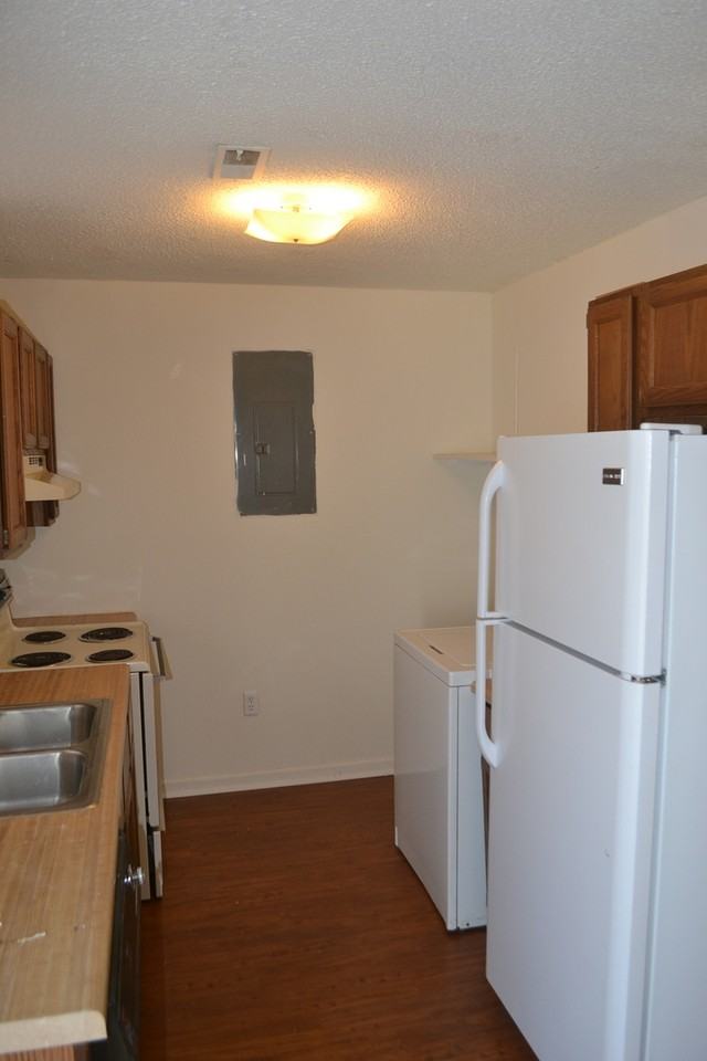 118 Franklin Drive - Photo 3 of 7