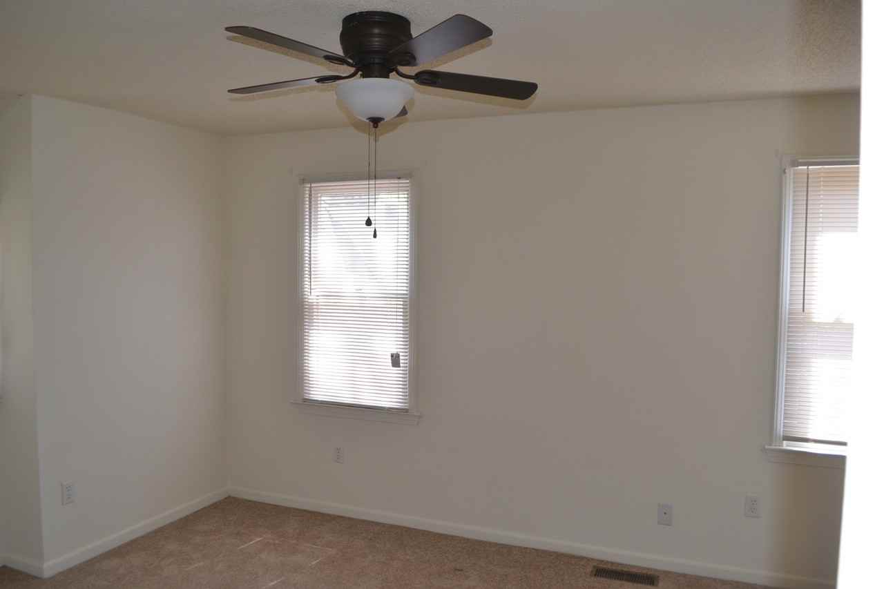 118 Franklin Drive - Photo 6 of 7