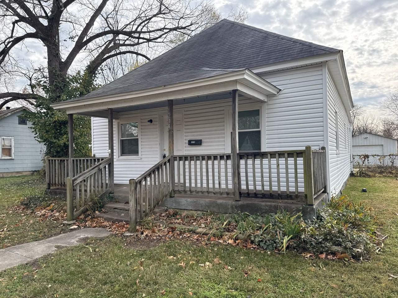 2214 West Phelps Street