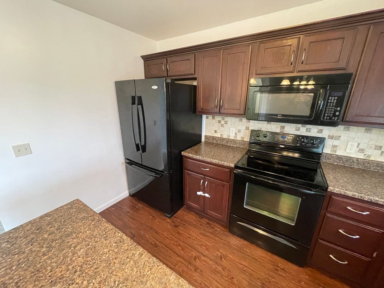 2727 Stonecrop Cv - Photo 6 of 29