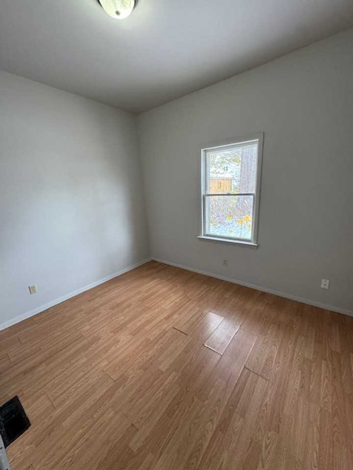 1916 High Street - Photo 5 of 7