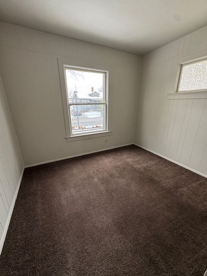 1916 High Street - Photo 6 of 7