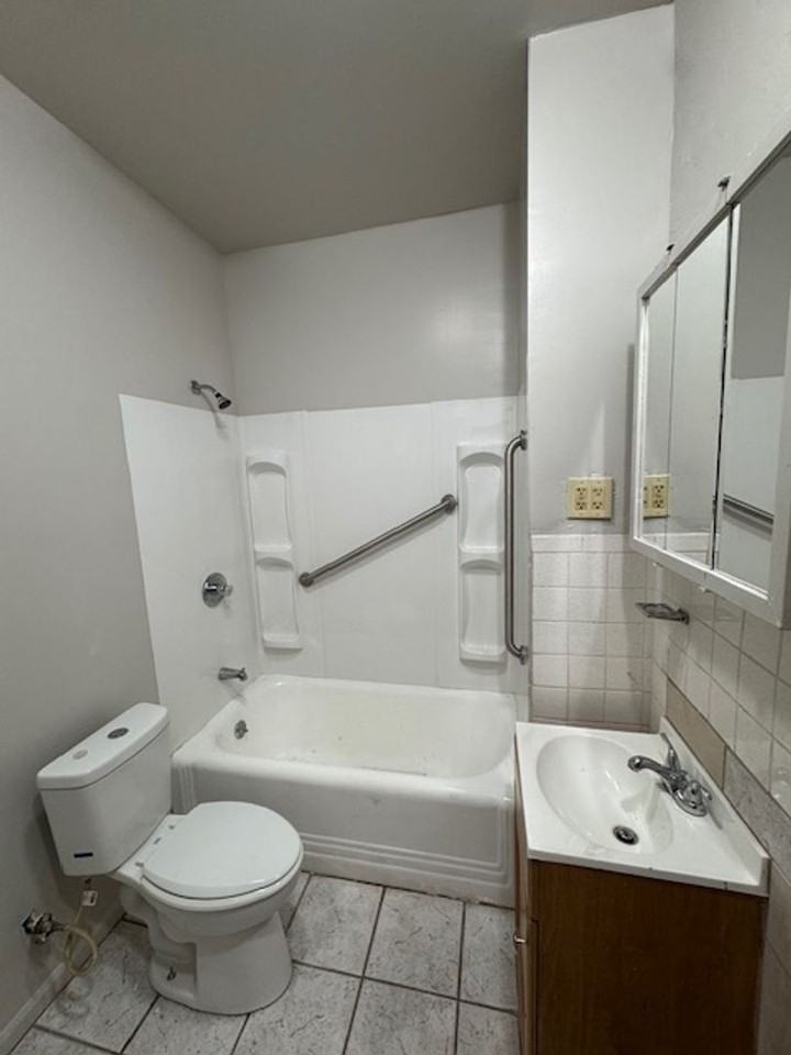 1916 High Street - Photo 7 of 7