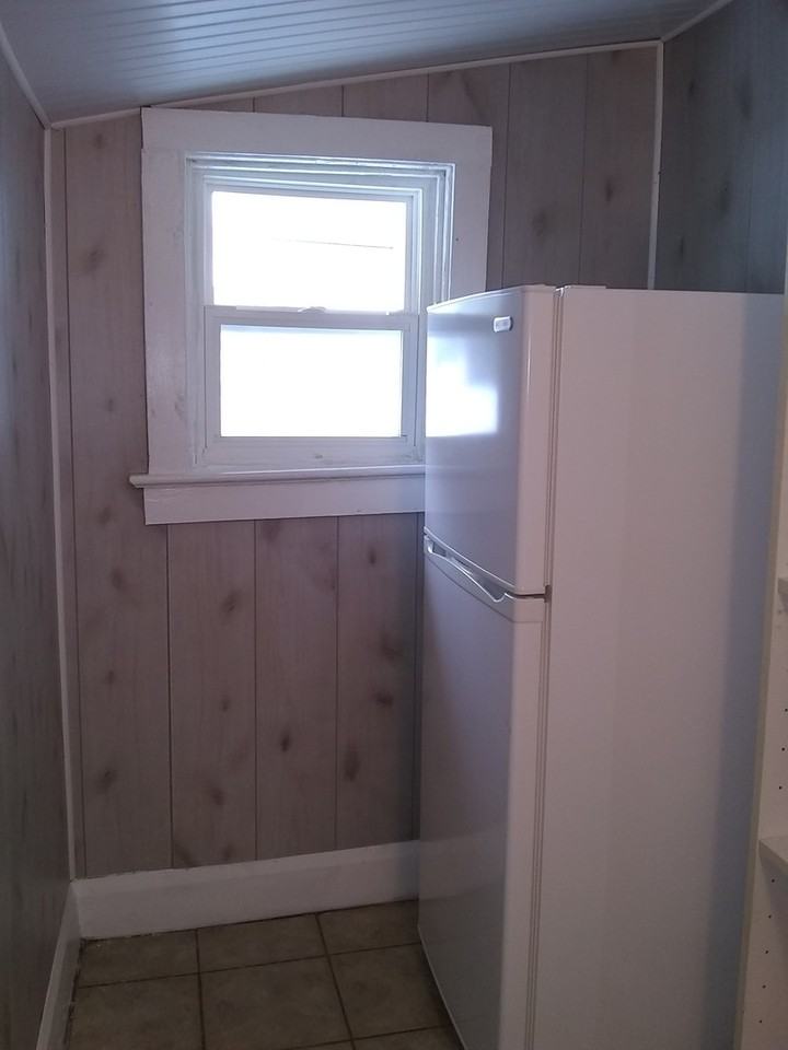 703 E Colonial Dr #B - Photo 6 of 9