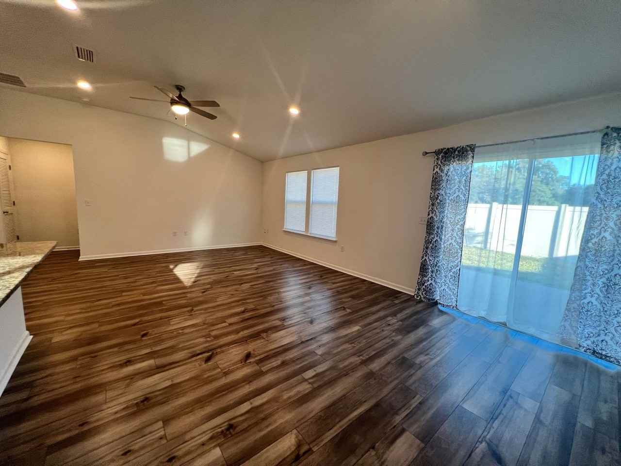 463 Red Dahlia Ln - Photo 3 of 25