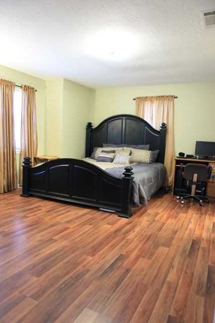 109 Thomas Dr - Photo 2 of 18