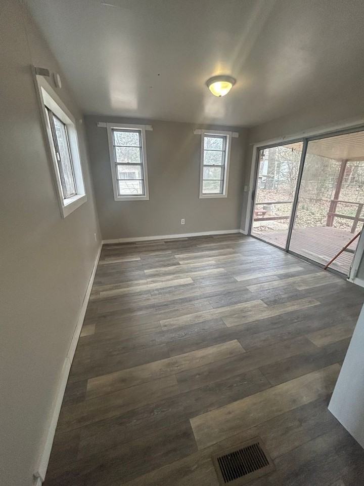 1425 South 16th Street - Photo 6 of 9