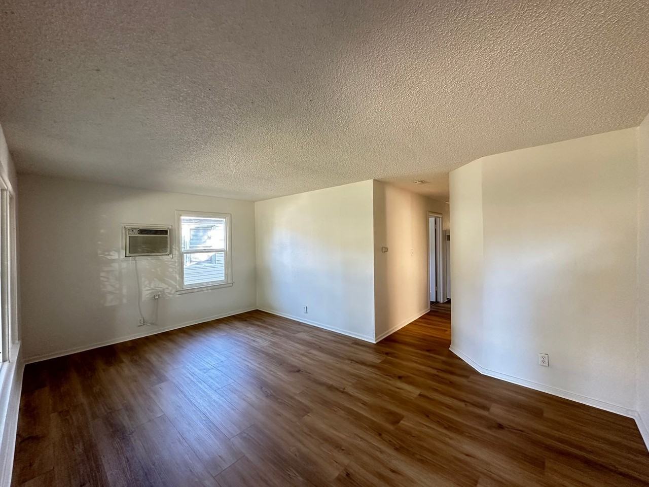 531 Chaparral Way - Photo 2 of 18