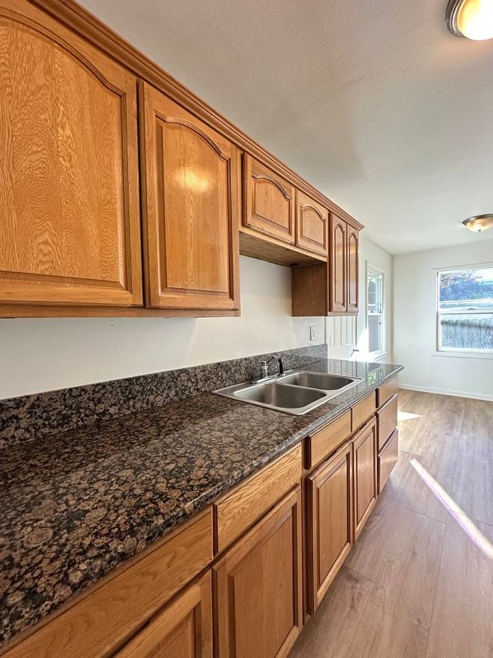 531 Chaparral Way - Photo 6 of 18