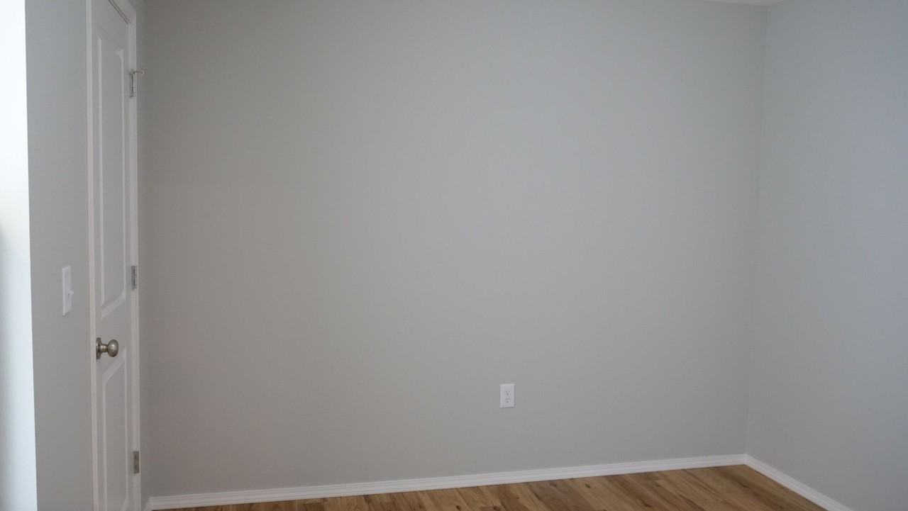 329 W Summit St Apt A - Photo 3 of 8