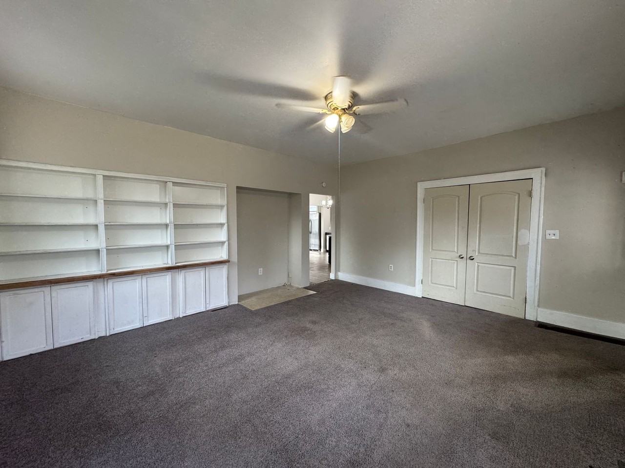 53 Beacon Ave - Photo 2 of 9