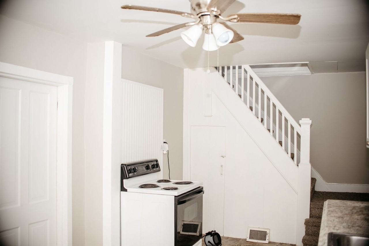 145 Race Street - Photo 6 of 23