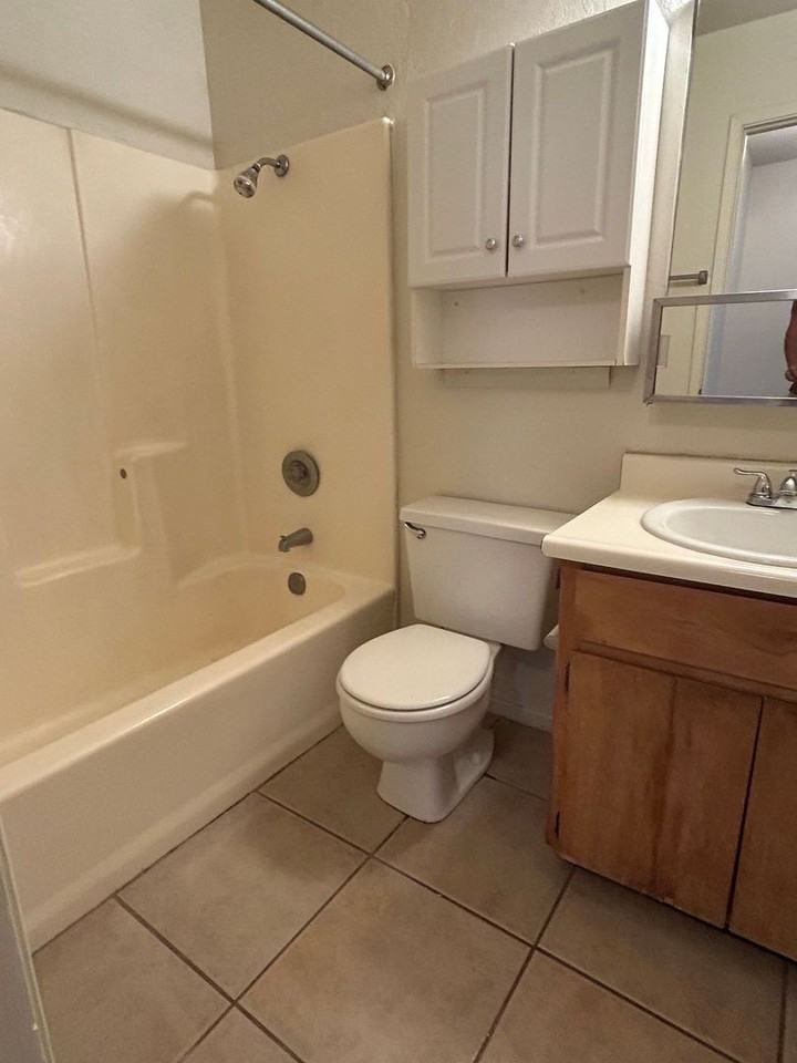 Wildflower Apartments - Photo 6 of 12