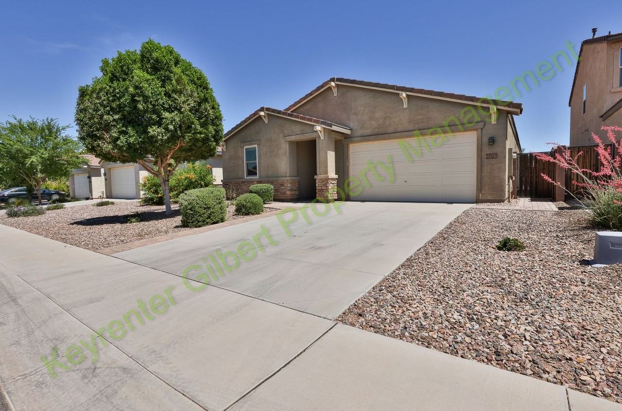 37127 N Big Bend Rd - Photo 2 of 31