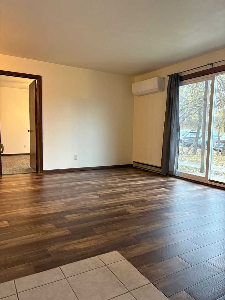 Immaculate Updated 1 Bedroom with 1 Bath - Photo 7 of 18