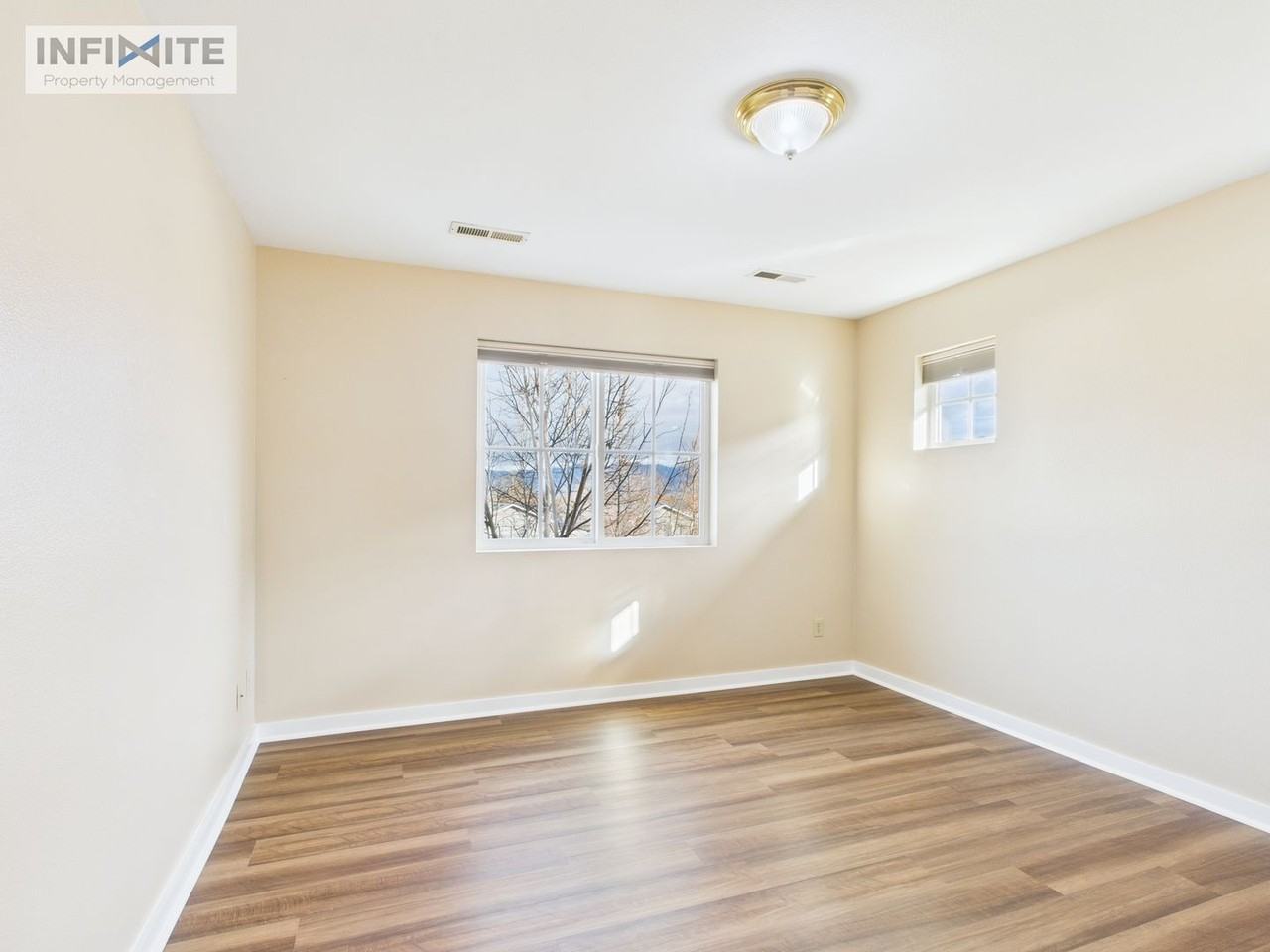 45 3505D Fallon Street, #45 - Photo 6 of 10